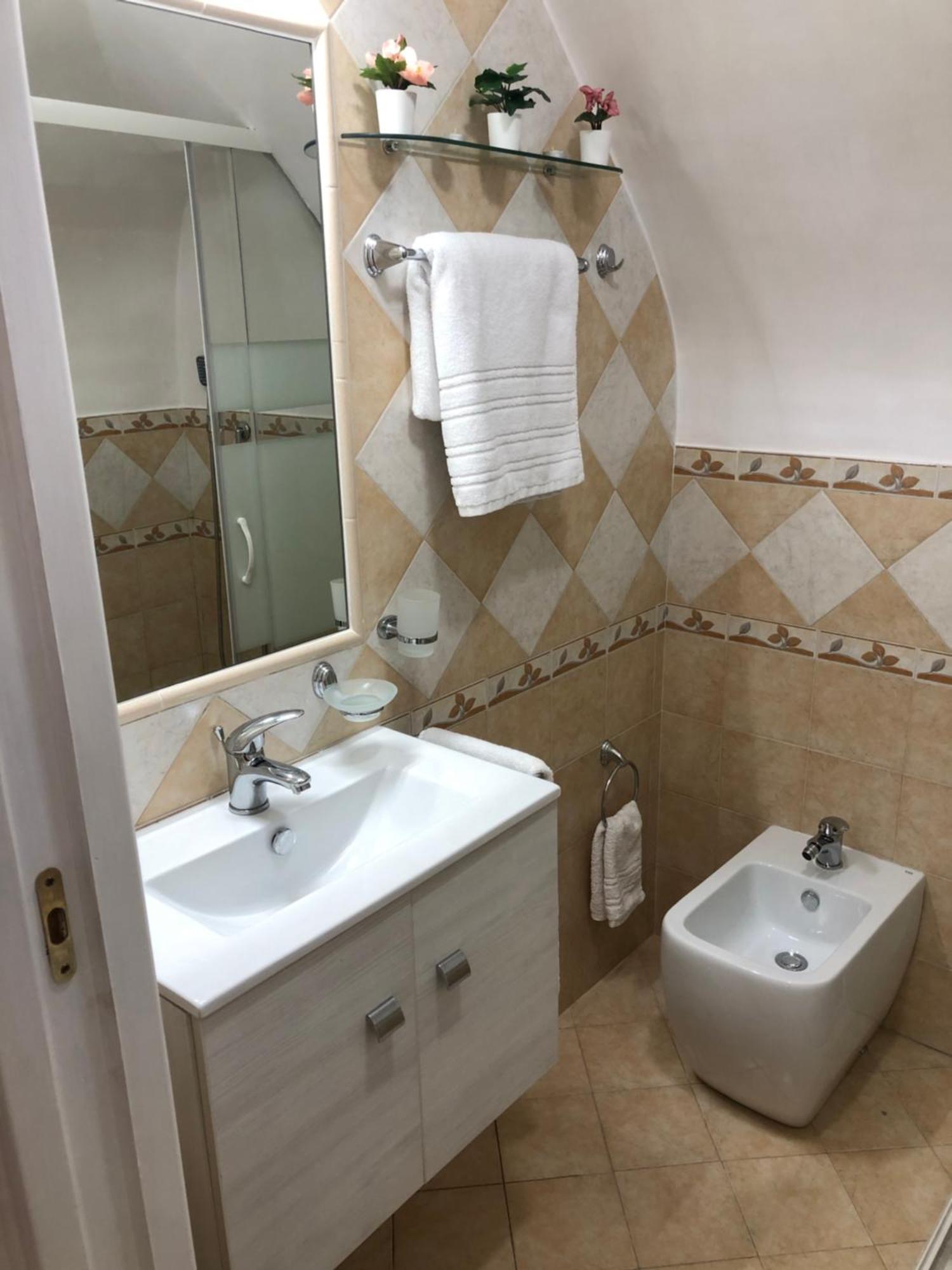 Apartamento La Casa Di Ludovica Nápoles Exterior foto